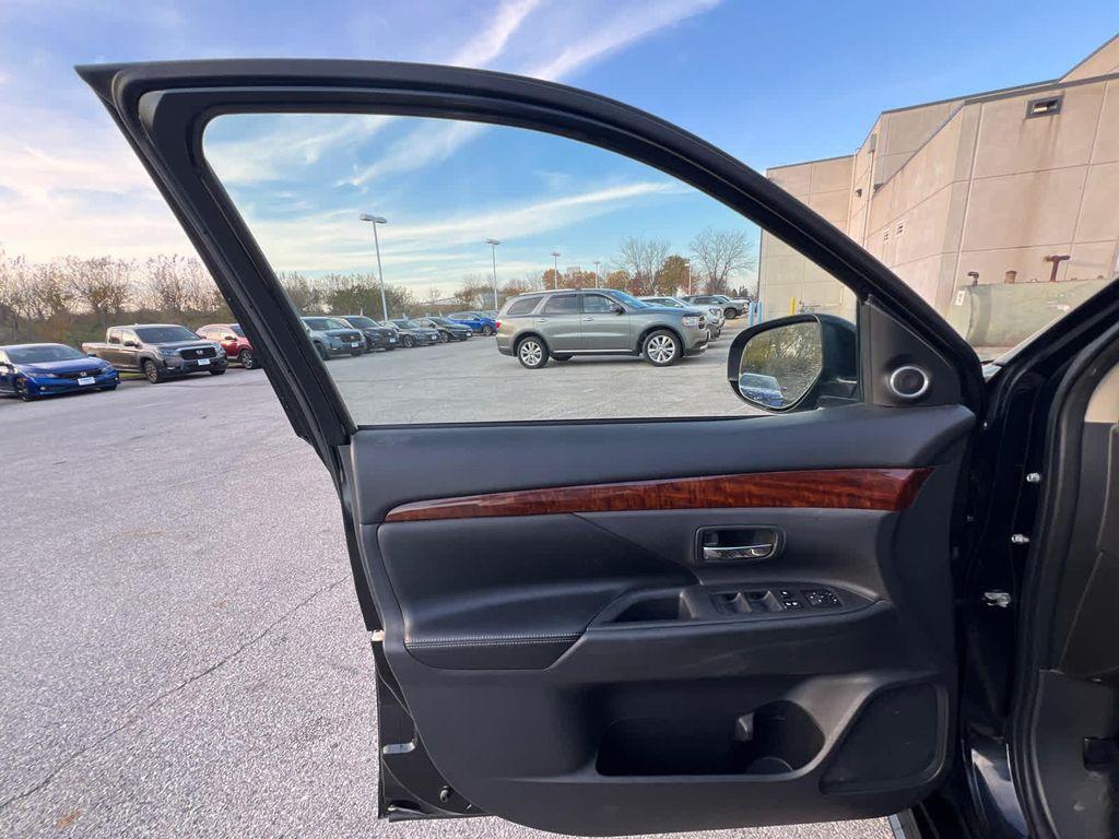 used 2014 Mitsubishi Outlander car, priced at $6,999