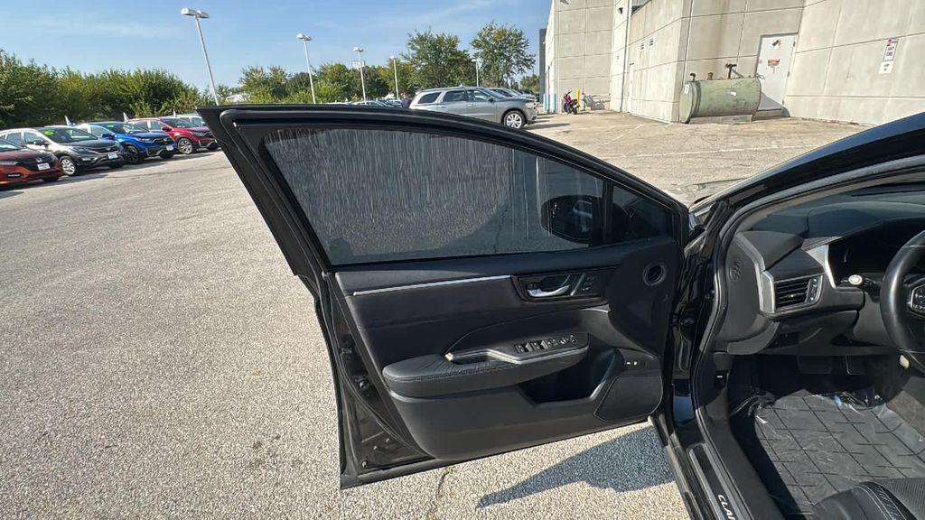 used 2018 Honda Clarity Plug-In Hybrid car, priced at $19,999