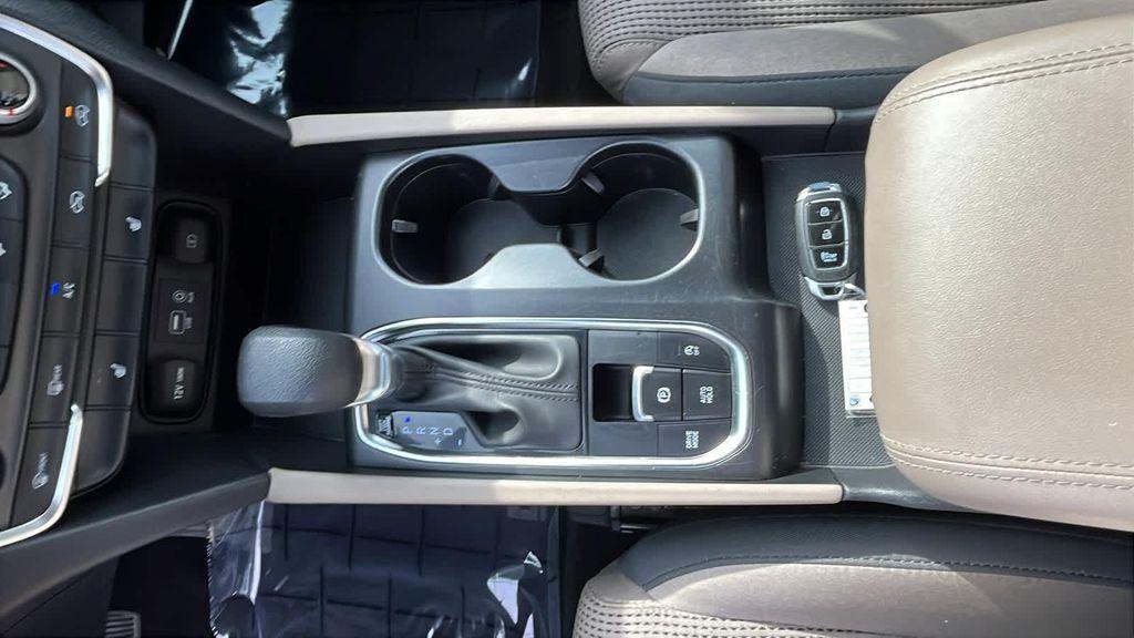 used 2020 Hyundai Santa Fe car, priced at $13,999