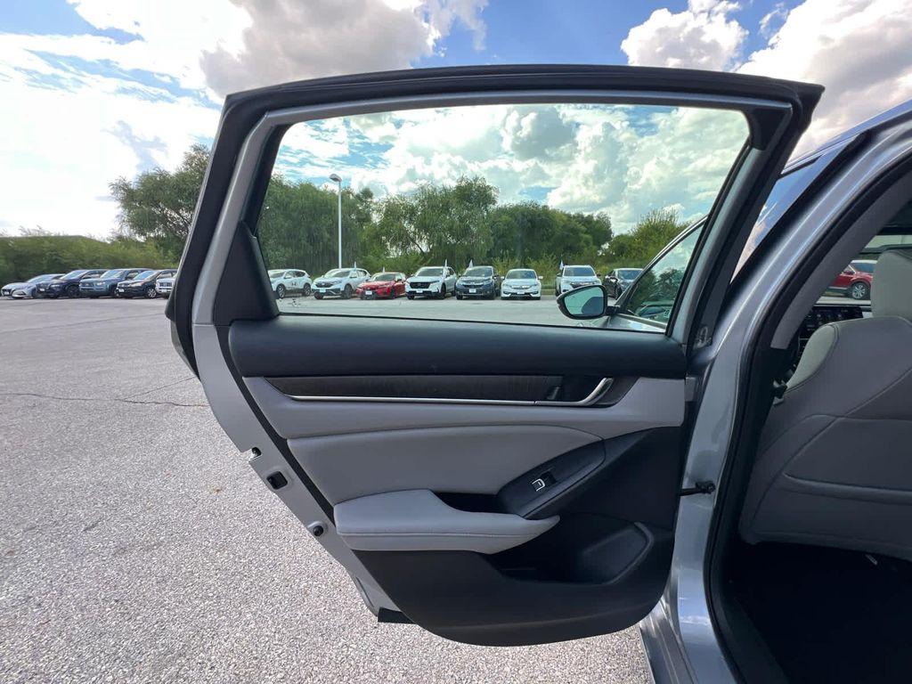 used 2020 Honda Accord Hybrid car, priced at $24,999