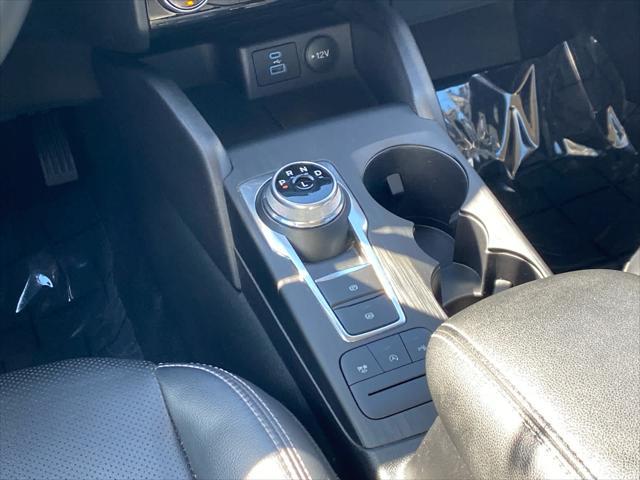 used 2022 Ford Escape car, priced at $24,999