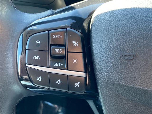 used 2022 Ford Escape car, priced at $24,999