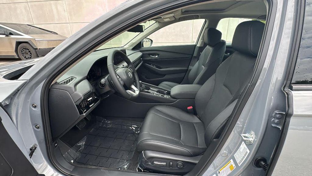 new 2025 Honda Accord Hybrid car, priced at $40,950