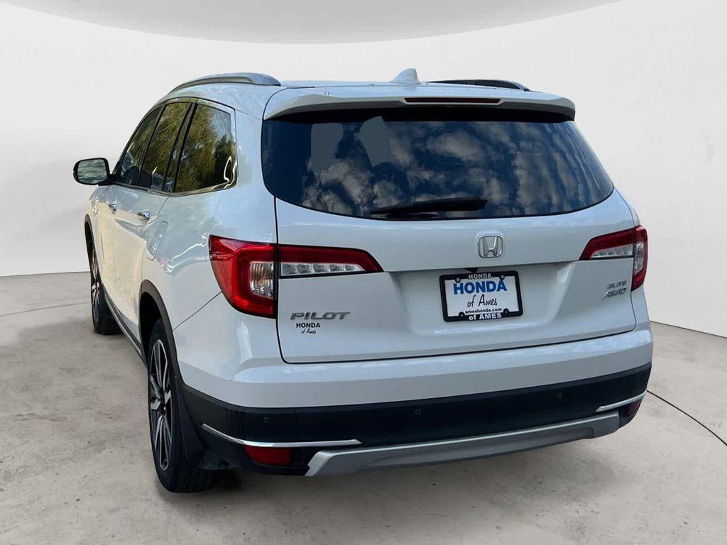 used 2022 Honda Pilot car, priced at $32,999