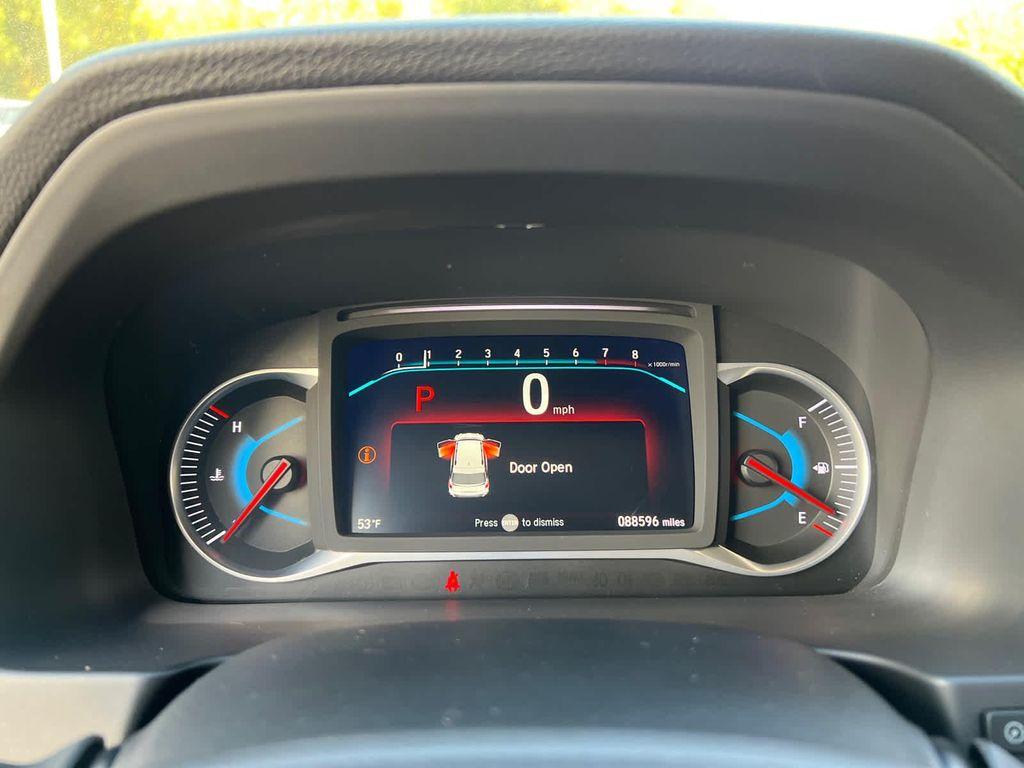 used 2022 Honda Pilot car, priced at $32,999
