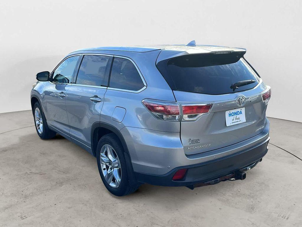 used 2014 Toyota Highlander car, priced at $11,999