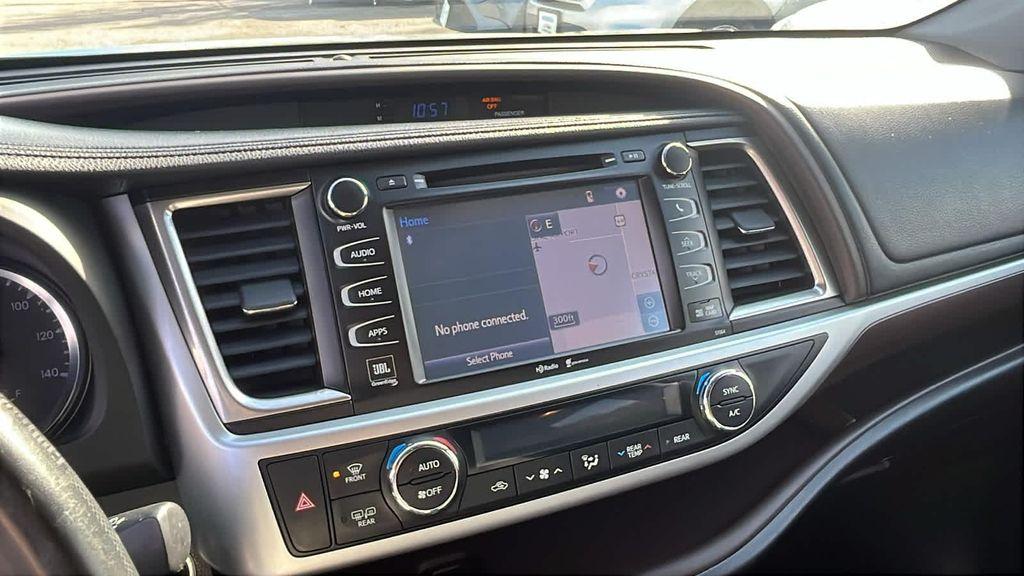 used 2014 Toyota Highlander car, priced at $11,999