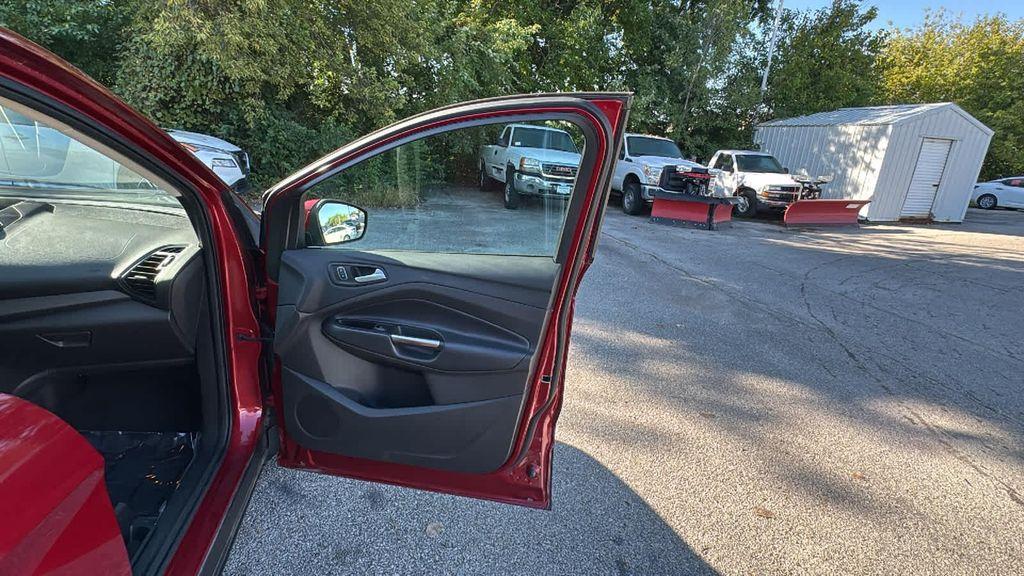 used 2017 Ford Escape car, priced at $12,999