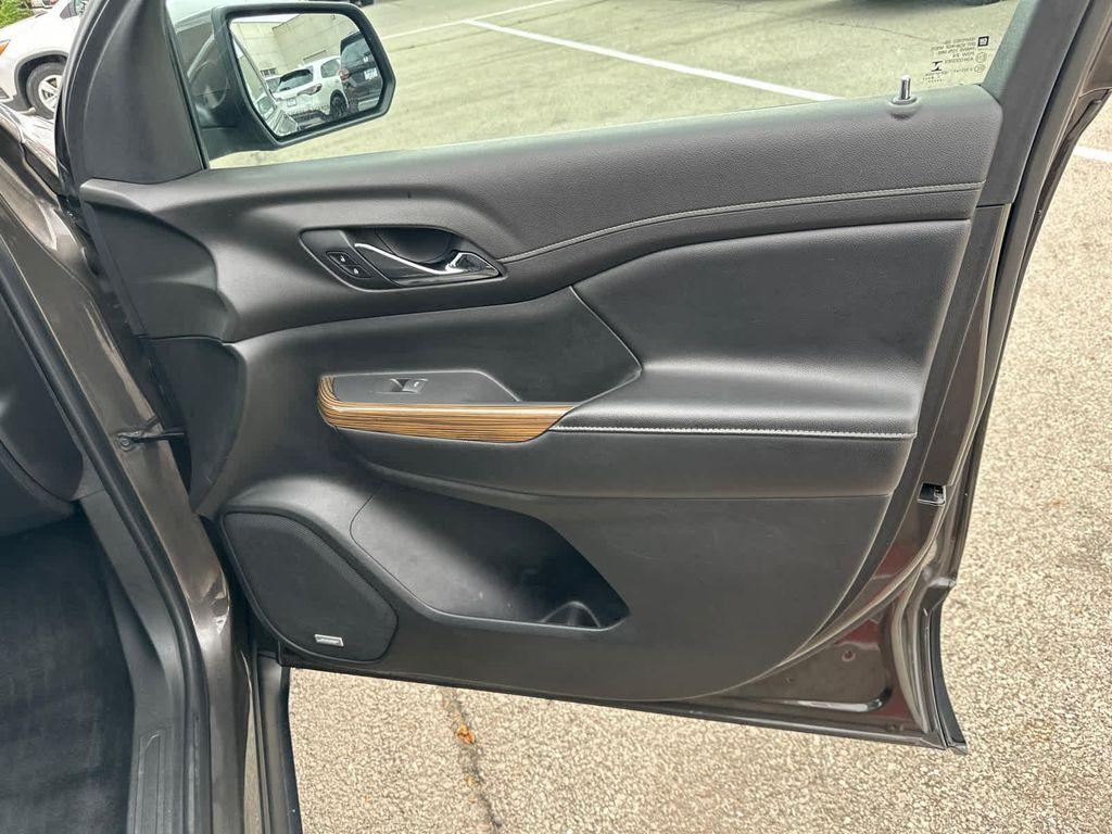 used 2019 GMC Acadia car, priced at $20,999