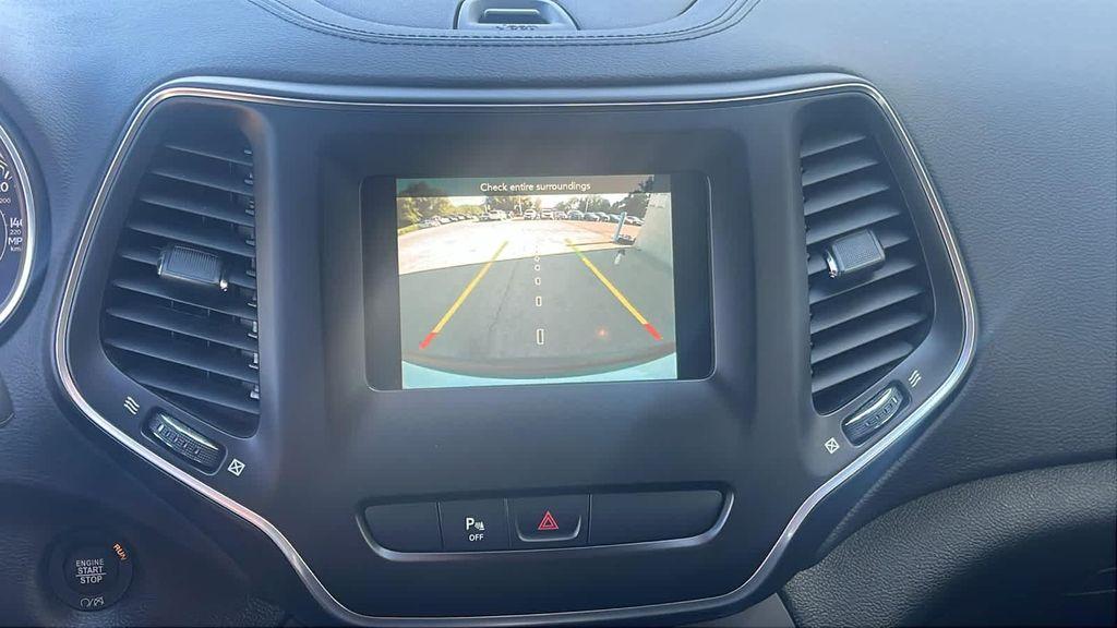 used 2019 Jeep Cherokee car, priced at $17,999