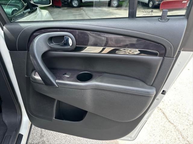 used 2015 Buick Enclave car, priced at $7,999