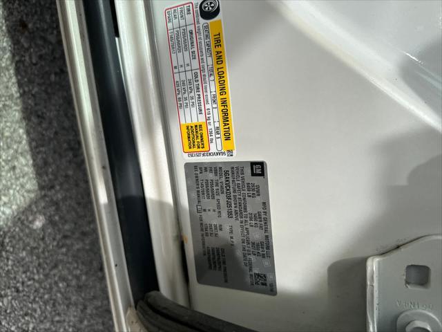 used 2015 Buick Enclave car, priced at $7,999