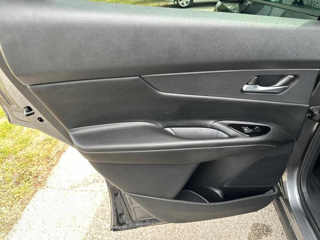 new 2025 Nissan Murano car, priced at $40,568