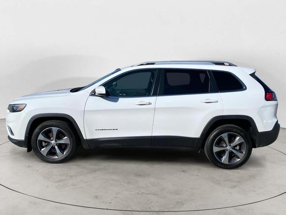 used 2019 Jeep Cherokee car, priced at $17,999