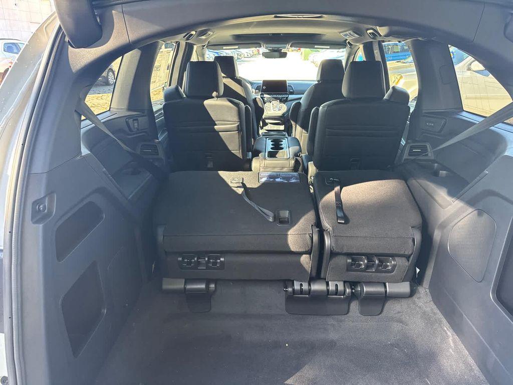 new 2026 Honda Odyssey car, priced at $45,845
