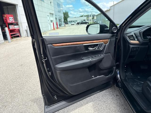 used 2022 Honda CR-V Hybrid car, priced at $32,999