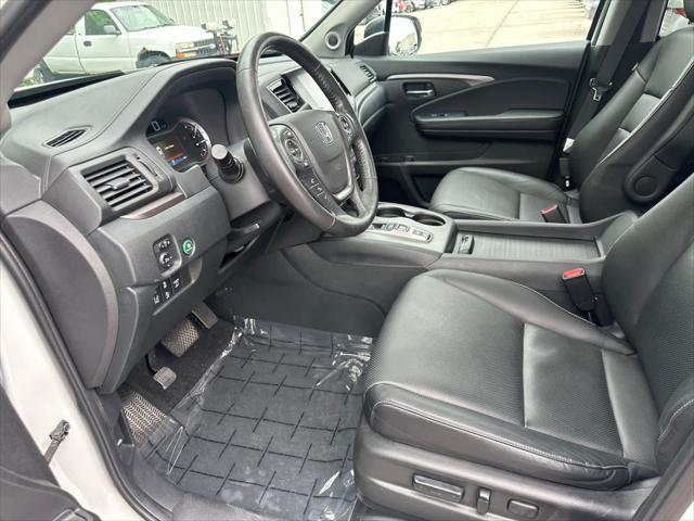 used 2022 Honda Ridgeline car, priced at $33,999