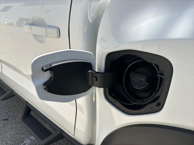 new 2025 Nissan Frontier car, priced at $45,799