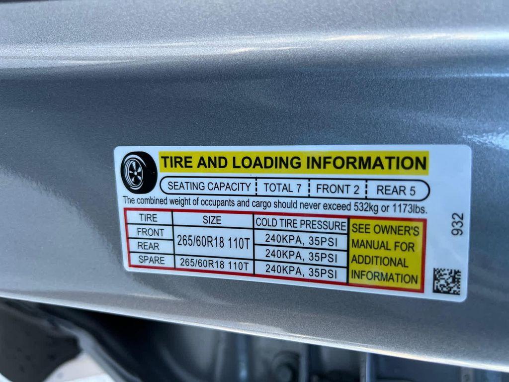 new 2025 Honda Pilot car, priced at $50,895