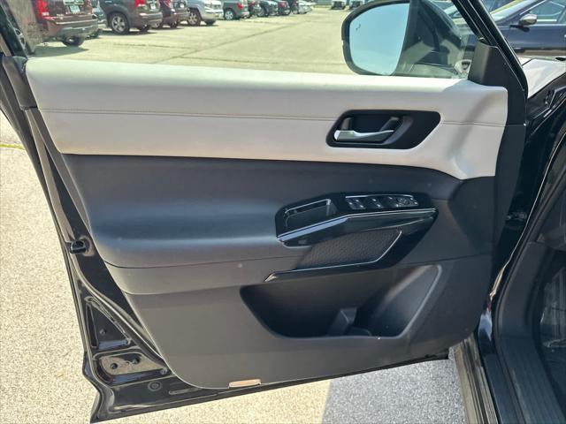 used 2022 Nissan Pathfinder car, priced at $26,999