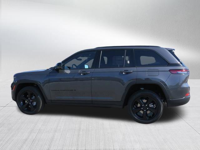 new 2024 Jeep Grand Cherokee car, priced at $52,357