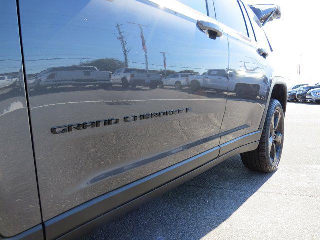 new 2024 Jeep Grand Cherokee car, priced at $52,357