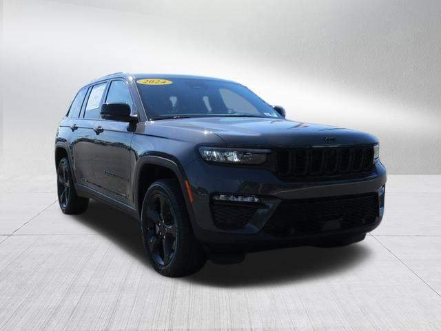 new 2024 Jeep Grand Cherokee car, priced at $52,357