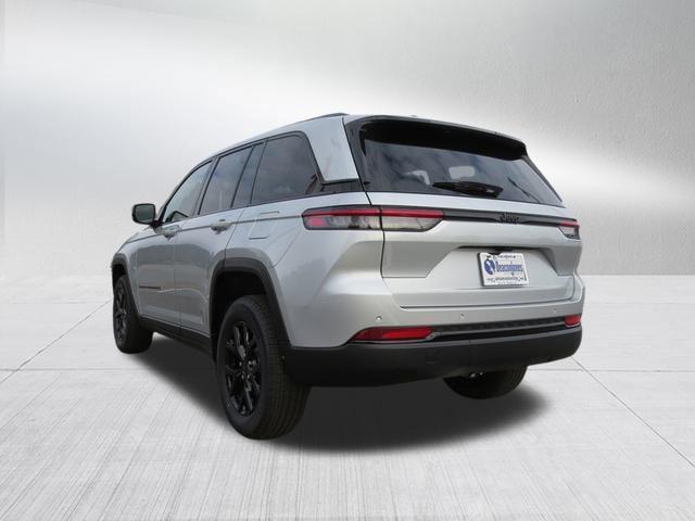 new 2025 Jeep Grand Cherokee car, priced at $41,817