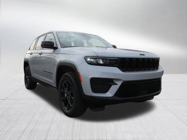 new 2025 Jeep Grand Cherokee car, priced at $41,817