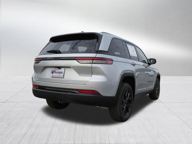 new 2025 Jeep Grand Cherokee car, priced at $41,817