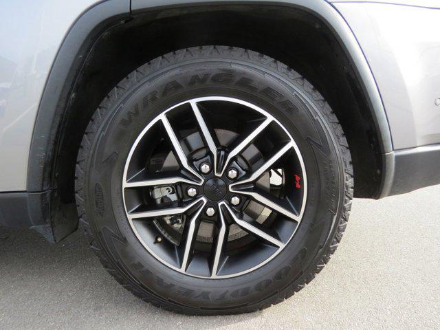 used 2021 Jeep Grand Cherokee car, priced at $30,985