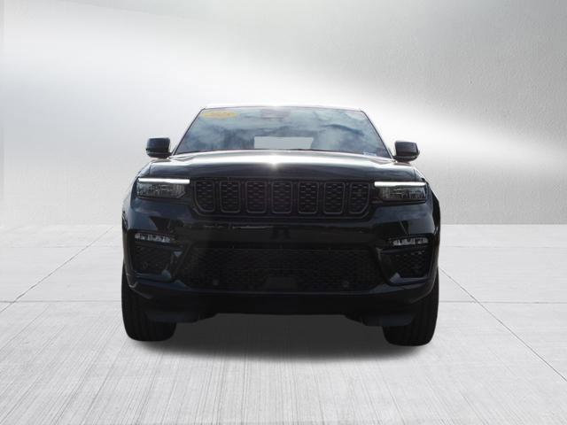 new 2025 Jeep Grand Cherokee car, priced at $66,671