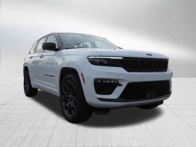 new 2025 Jeep Grand Cherokee car, priced at $59,160