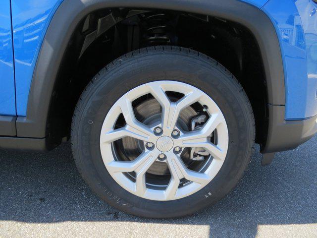 new 2024 Jeep Compass car, priced at $25,281