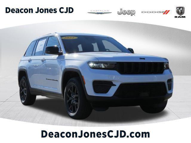 new 2025 Jeep Grand Cherokee car, priced at $42,491