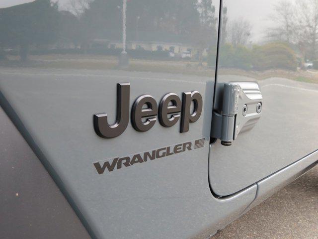 new 2025 Jeep Wrangler car, priced at $39,780