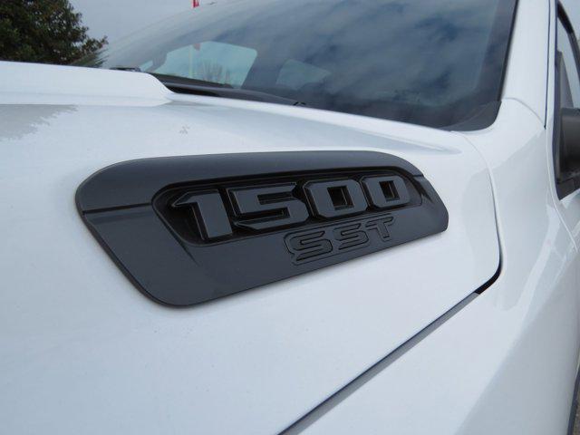 new 2025 Ram 1500 car, priced at $51,497