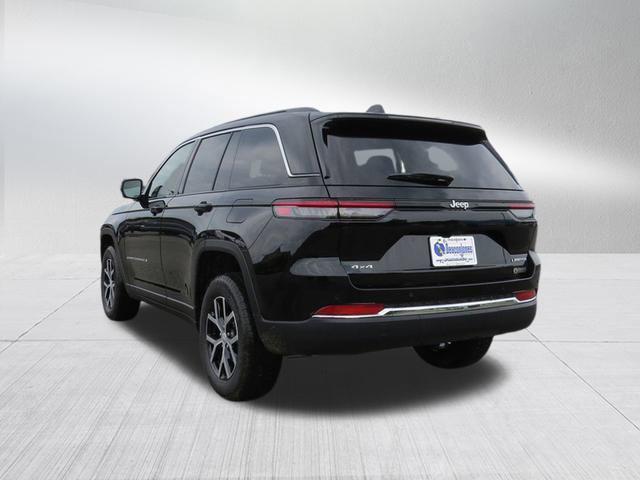 new 2025 Jeep Grand Cherokee car, priced at $45,990