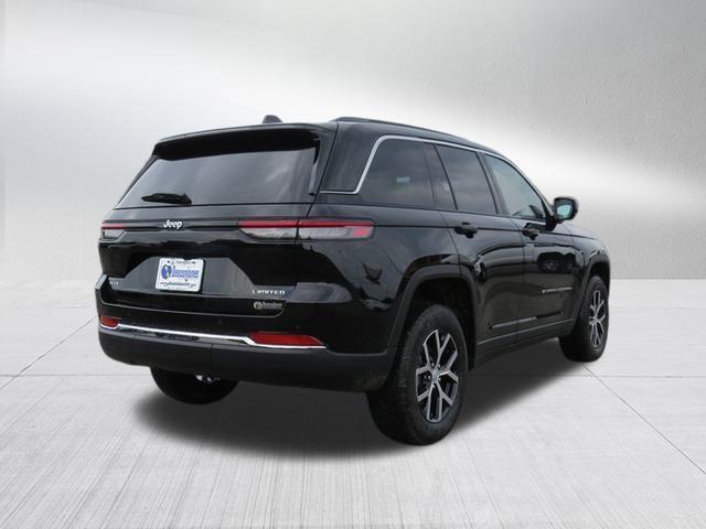 new 2025 Jeep Grand Cherokee car, priced at $45,990