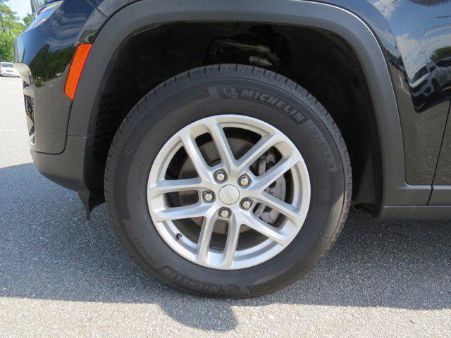 new 2023 Jeep Grand Cherokee car, priced at $37,985