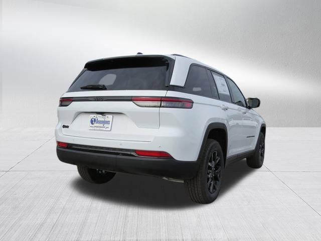 new 2025 Jeep Grand Cherokee car, priced at $40,831