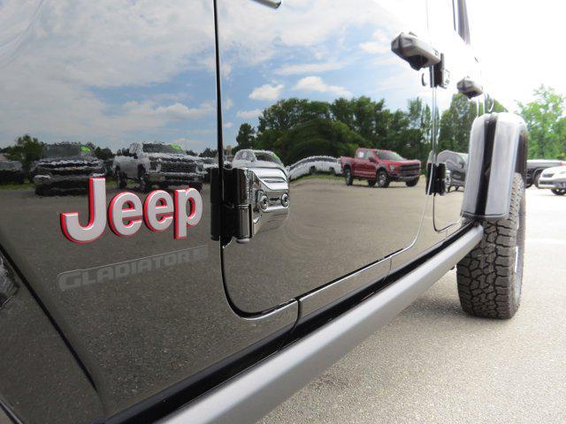 new 2024 Jeep Gladiator car, priced at $58,254