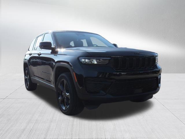 new 2024 Jeep Grand Cherokee car, priced at $47,737