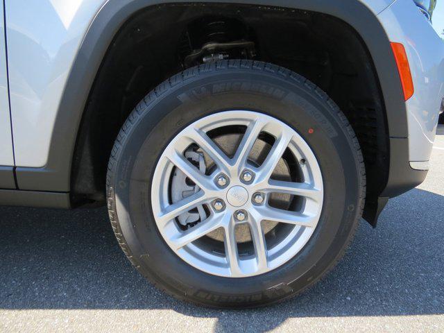 new 2024 Jeep Grand Cherokee L car, priced at $37,498