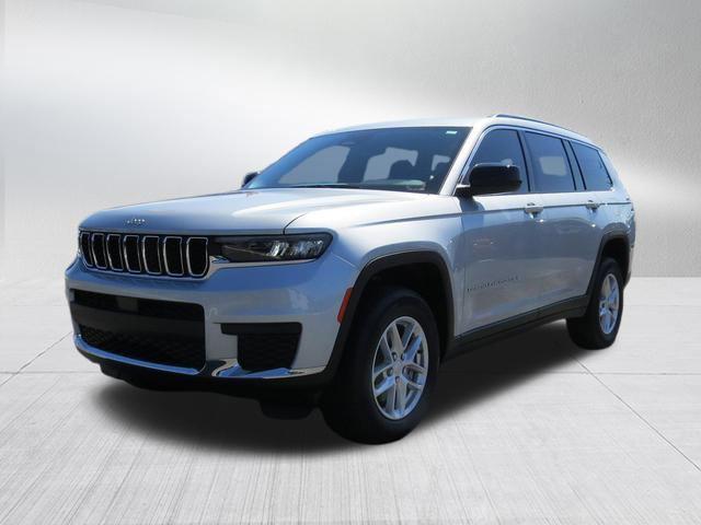 new 2024 Jeep Grand Cherokee L car, priced at $37,498