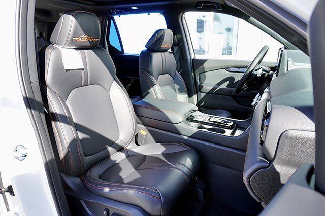 new 2025 Honda Pilot car, priced at $51,250