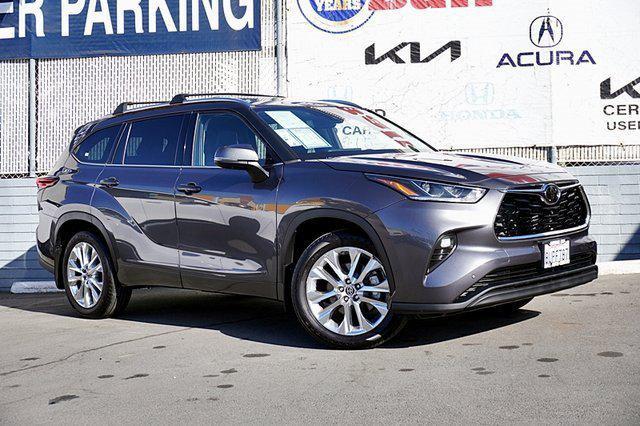 used 2021 Toyota Highlander car, priced at $33,995