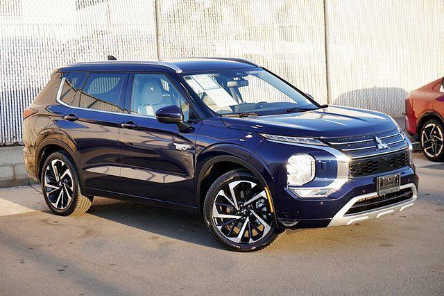 used 2023 Mitsubishi Outlander PHEV car, priced at $36,995