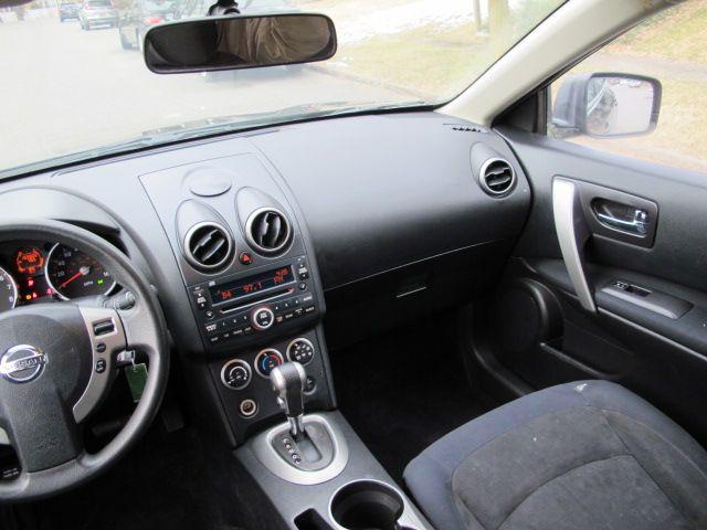 used 2009 Nissan Rogue car, priced at $3,995