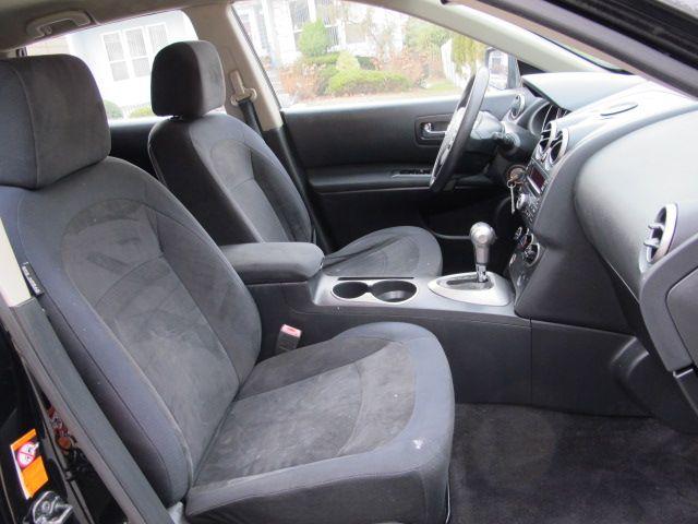 used 2009 Nissan Rogue car, priced at $3,995